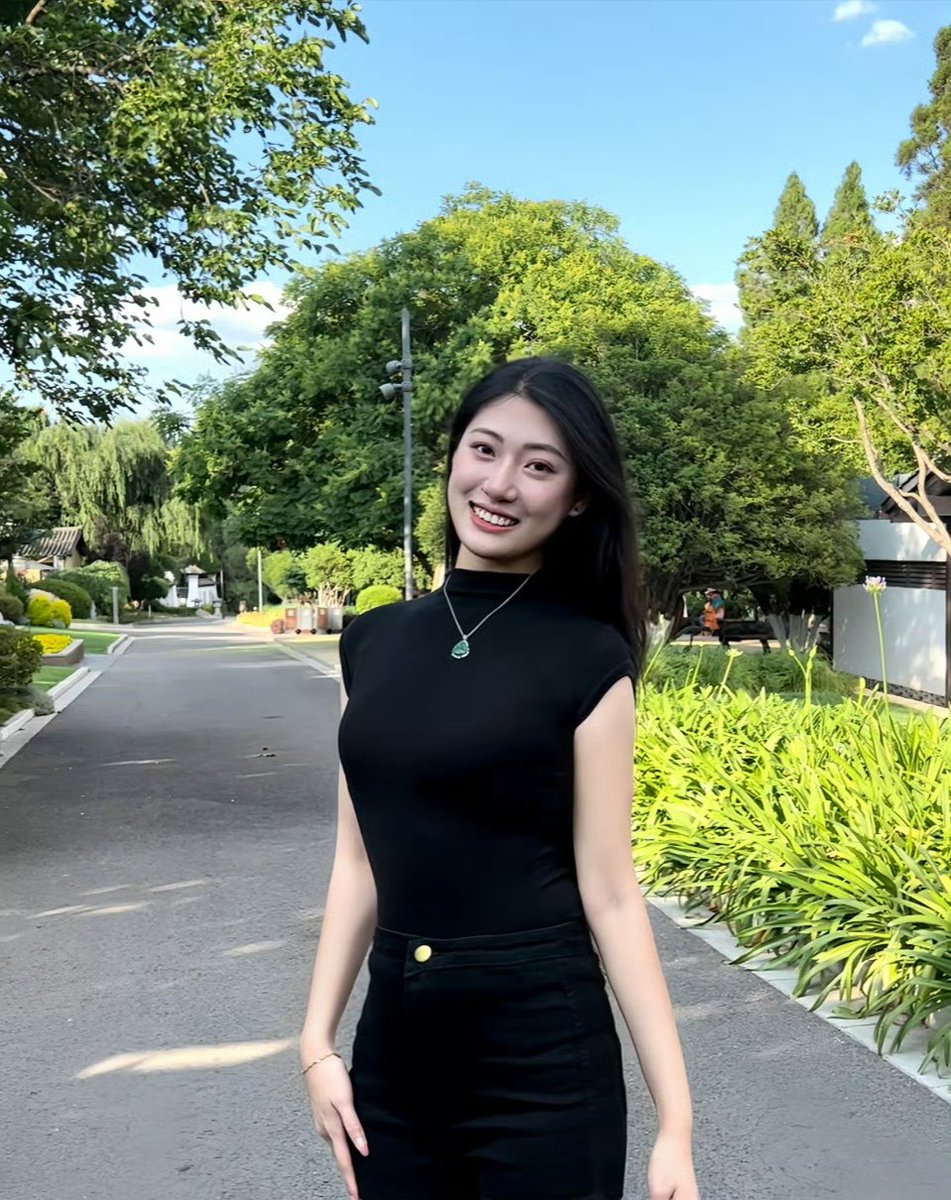 独处未必孤独，喜欢即是自由。 https://t.co/BHxjn5Gojy
