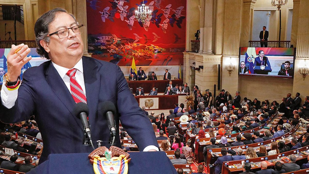 inf_lineacero's tweet photo. ¿Usted cree que los congresistas que votan a favor de las reformas del gobierno, están manchados con dineros de la UNDGR ?
Sí  🔄
No ❤️ https://t.co/NhhosuZABn