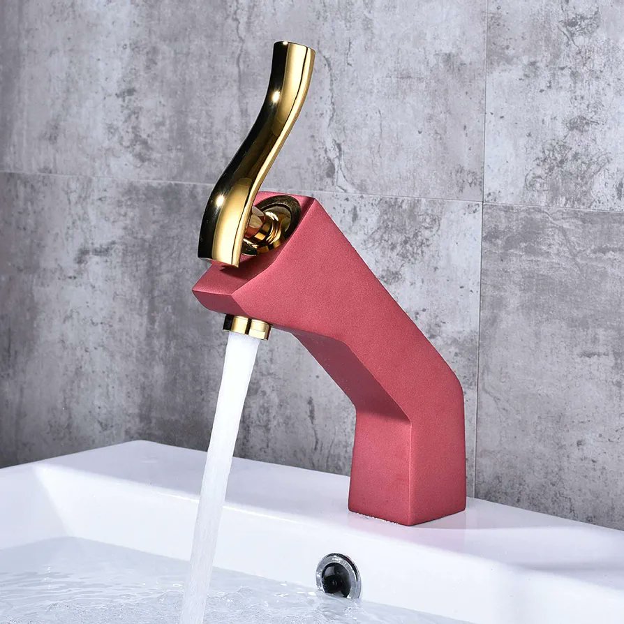 Tap in pink and gold.💦

#fillthevoid #therighttime #SATapGallery #tap #photo #taps #PHOTOS #design #tapdesigns #shapes #water #ThursdayVibes  #ThursdayMood  #Thursdaythoughts #browse #feastyoureyes #gallery #pink #gold