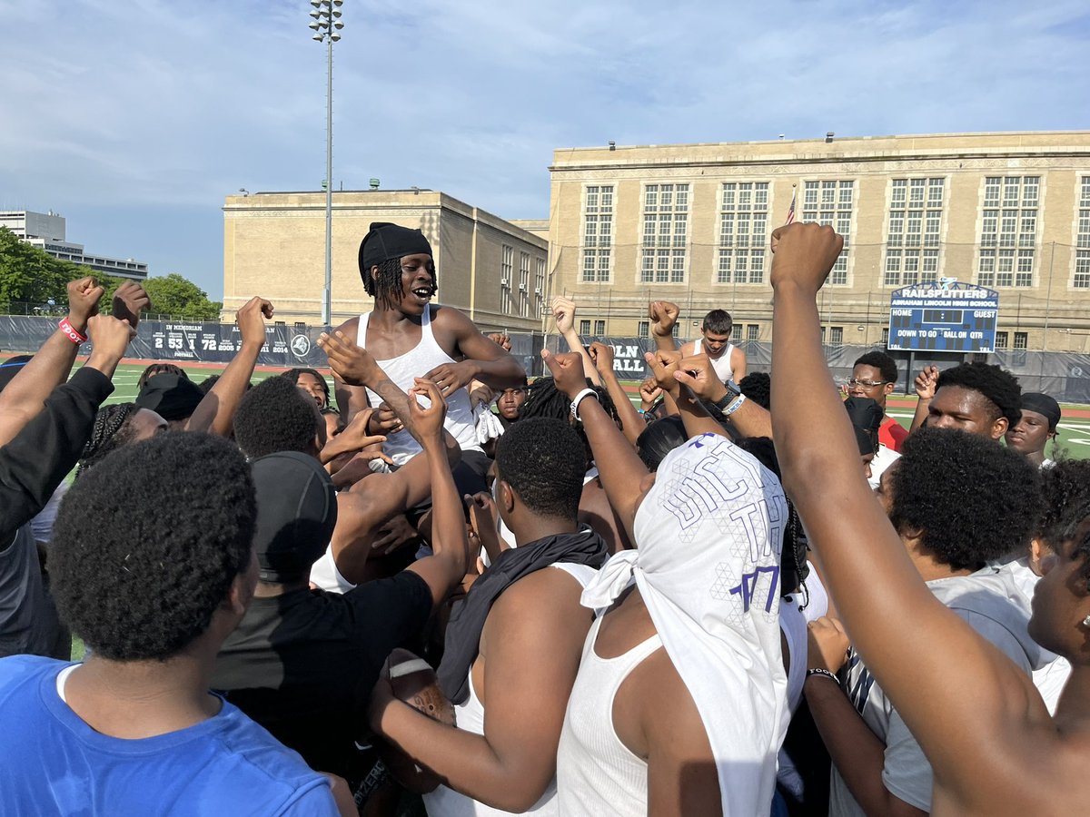 oc_lincoln's tweet photo. Last practice on third Rail Today .We had many great games and memories on  this field. New construction 🚧 Starts and I look forward to being part of many more new special moments. This group is ready to represent and defend the Train 🚊🚊🚊🚊 https://t.co/wAIJwHeEHh