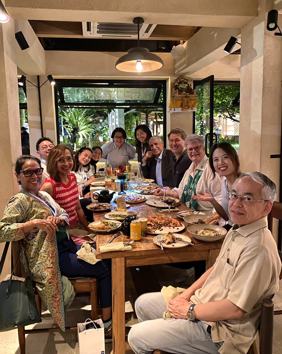 Norimasa_UN's tweet image. Here&apos;s the UNDP team that contributed to the World Water Forum directly (though missing a few). A great moment to take stock and celebrate. Lots of ideas for future actions. Thank you team!