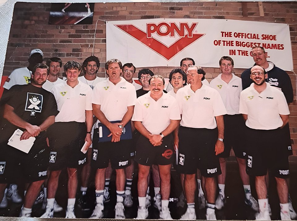 Legendary photo alert! 🏆✨ 

How many legends can you recognize? Drop their names below! ⬇️ 

#IconicMoments #SportsLegends #Unforgettable #BasketballLegend #NBL #NBA