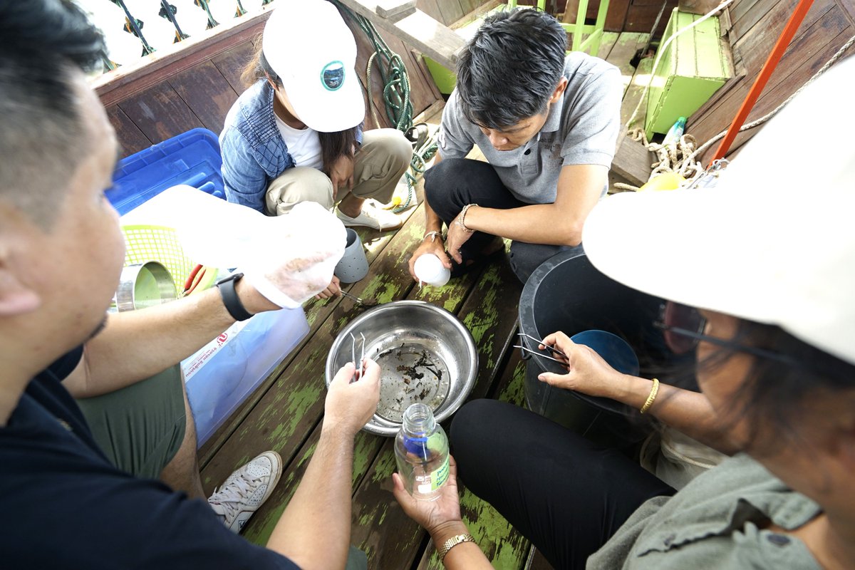 The National training on macro and microplastic sampling was held in Pakse 🇱🇦 for participants to perform riverine plastic monitoring activities & get JC's approval to integrate riverine plastic monitoring into the Core River Monitoring Network - Water Quality Management Network.