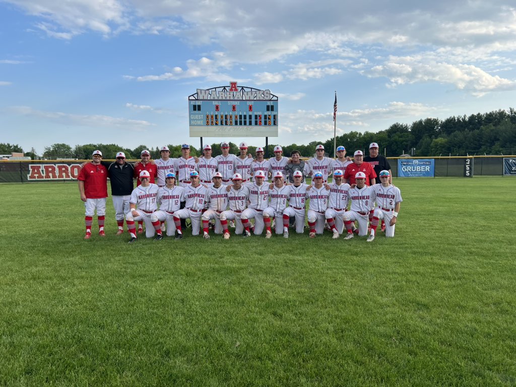 DiamondWarhawks's tweet image. For the 4th STRAIGHT season, Arrowhead is the Classic 8 Conference Champion! Arrowhead sweeps Muskego, 6-2! Nolan Buss threw 6.2 innings, allowing 4 hits &amp;amp; only 2 earned runs! Yamato Takahashi (3 for 3, 2B, 2 RBI) &amp;amp; Brendan Foley (1B, 2 RBI) led the offense. #WeAreArrowhead