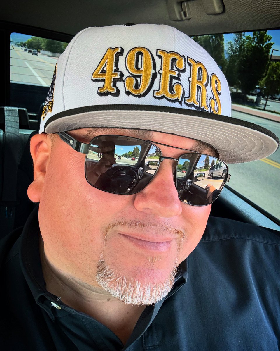 mrwasatch's tweet photo. 🤩 That exclusive rare release @49ers 59/50 @NewEraCap tho…
#FreshFitted #NewEra59fifty #NewEraFitted #GoNiners #ForeverFaithful #FTTB https://t.co/RpmNmQ4EdK