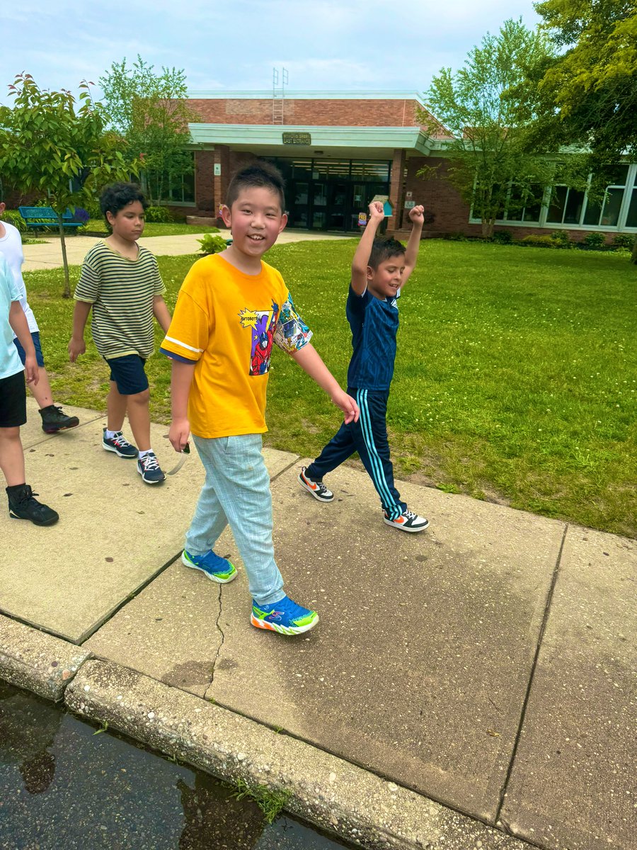 Miss Duffy tweet media