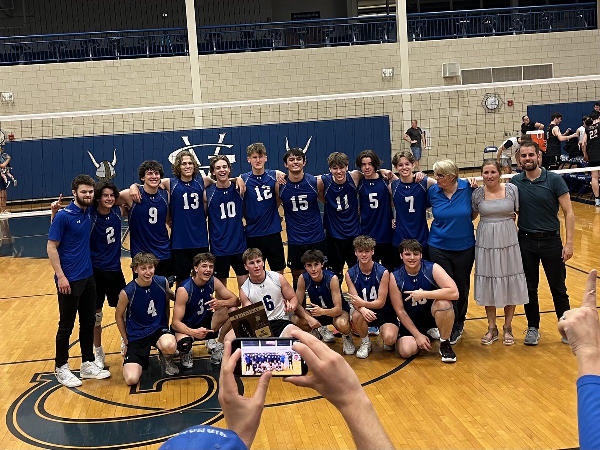 Congrats to ⁦⁦<a href="/GHS_BoysVball/">GHS Boys Volleyball</a>⁩. Huge win over WWS for Regional Championship! On to Sectionals Saturday! ⁦<a href="/GHS_ILathletics/">Geneva HS Athletics</a>⁩ ⁦<a href="/GHSBlueCrue/">GHS Blue Crue</a>⁩ ⁦<a href="/Geneva304/">Geneva CUSD 304</a>⁩ ⁦<a href="/GHSPTOInfo/">GHS PTO</a>⁩ ⁦<a href="/GHS_Geneva/">Geneva High School</a>⁩