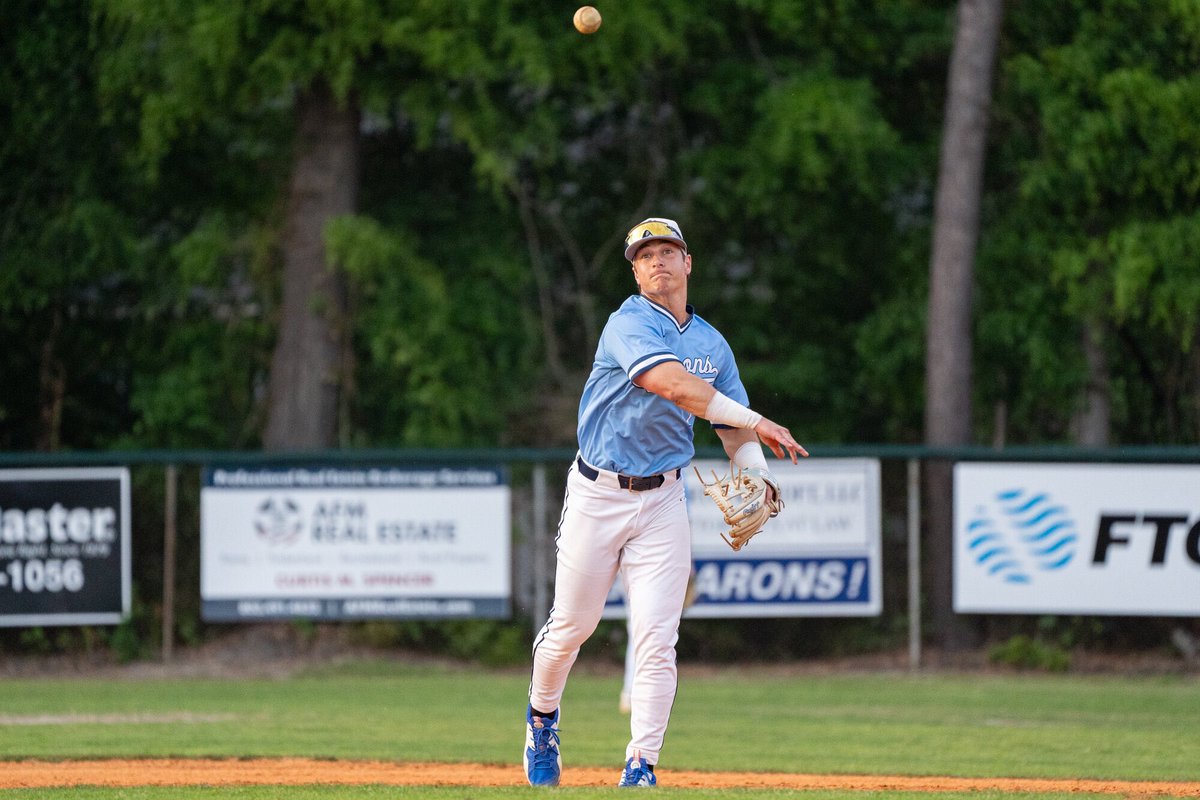 clark_kinney's tweet photo. High school baseball ✅ on to the next… https://t.co/ZTcfRtgWtj