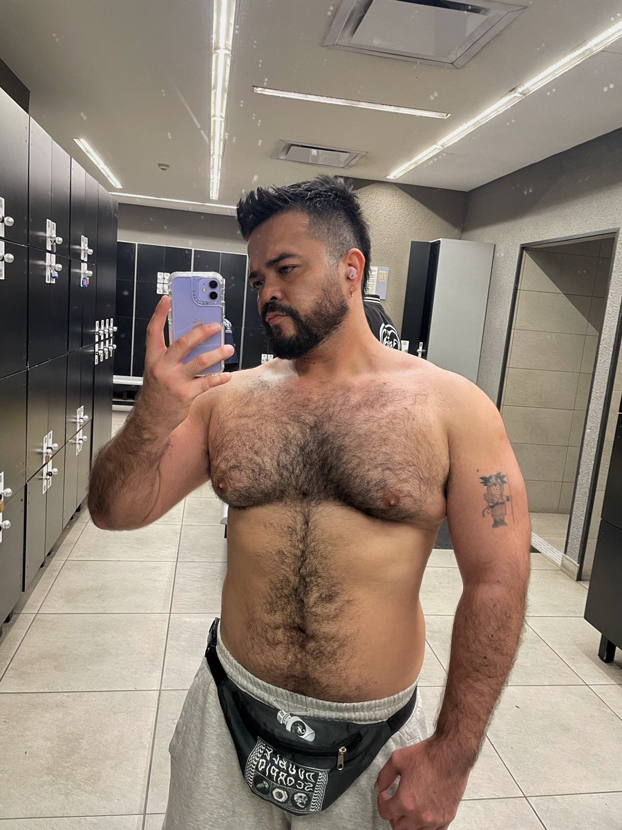 DelJavierr's tweet photo. Me vine a pensar cosas al gym mientras me pongo mamadisimo ALV. #AyCy https://t.co/0ppbtTAHQ3