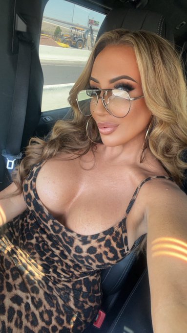 My page is FREE RIGHT NOW 🎉➡️ https://t.co/Txc71shf6Y https://t.co/XhLkXAAURM<a href="/tag/vivamexico"class="tags"><span>#vivamexico</span></a>