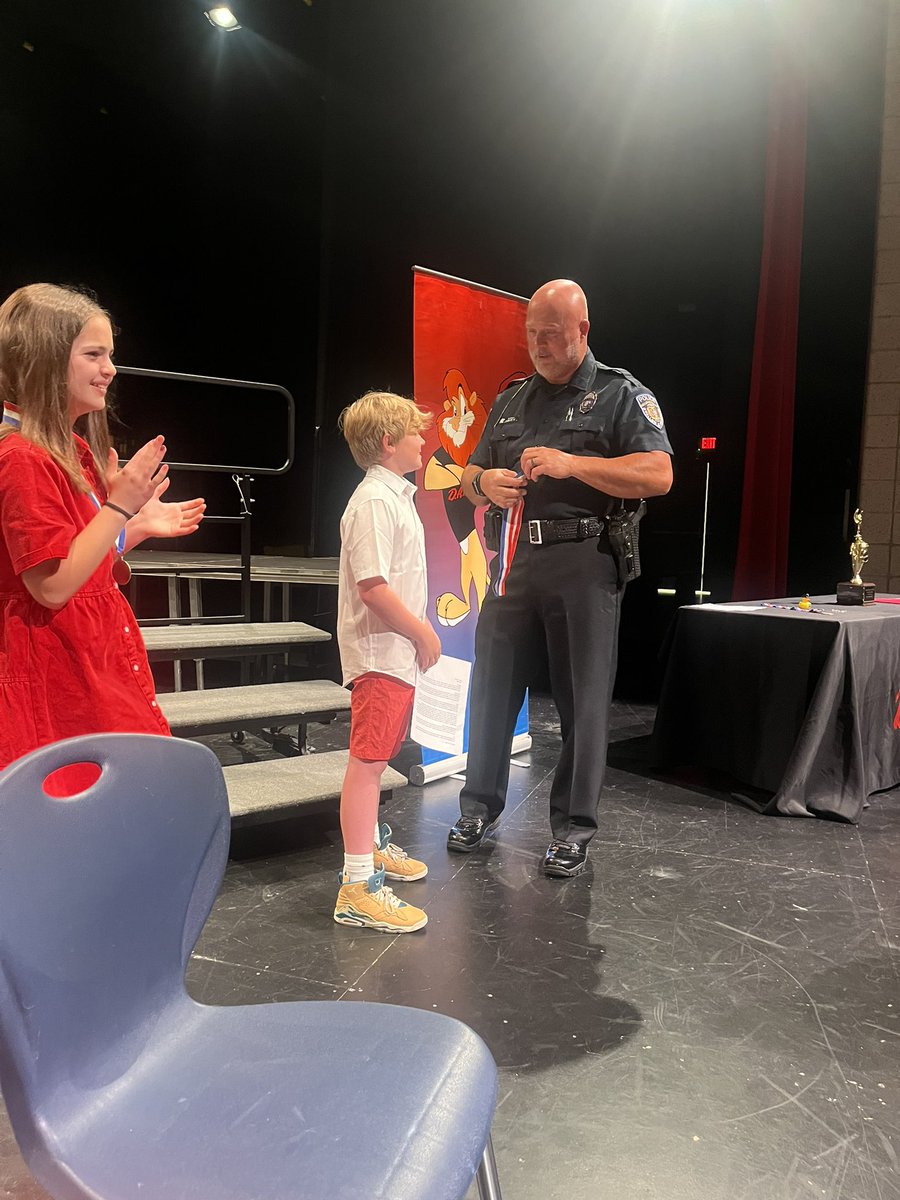 Discovery Ridge tweet media