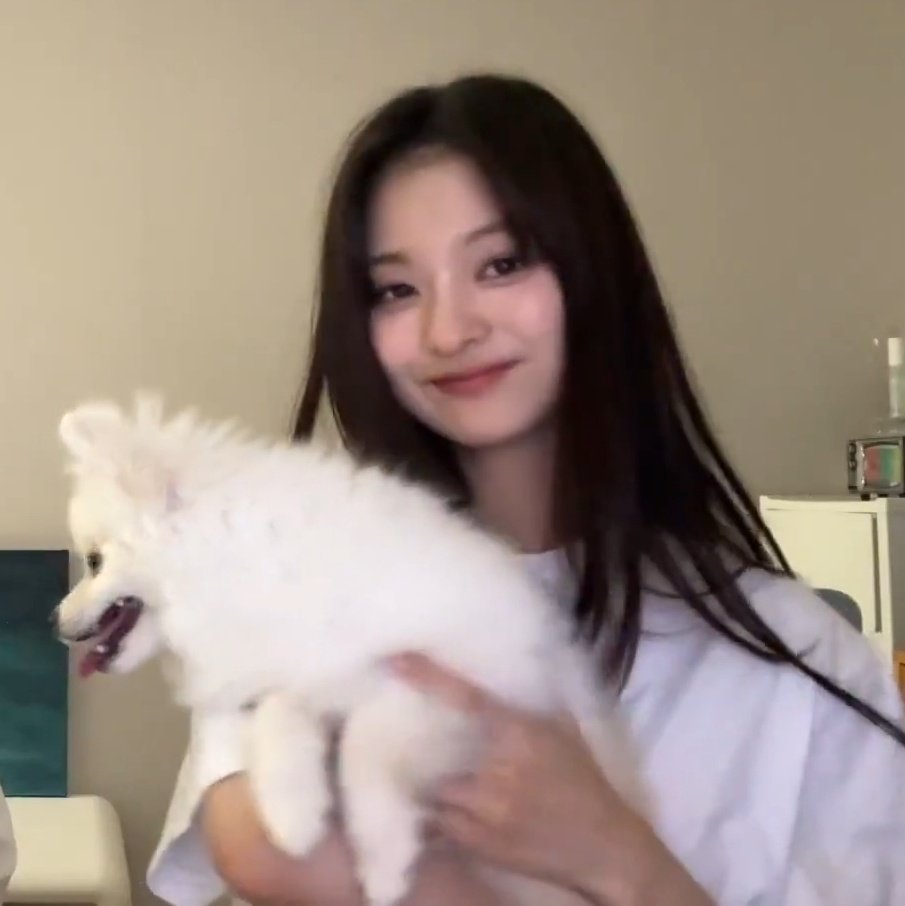 nagyungarchivee's tweet photo. https://t.co/ERHkvR84D1