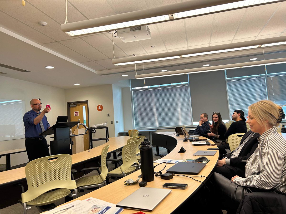 SLA_YYC's tweet photo. Our advising lawyers Mike and Andrew gave us a visit yesterday! Mike took caseworkers out for lunch while Andrew debriefed after caseworker’s QPR training. Thanks for stopping by! 🙂 https://t.co/rA9o7oDlAa