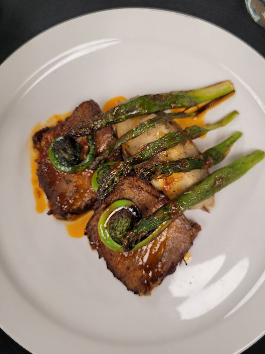 Central Memorial High School - CBE tweet media