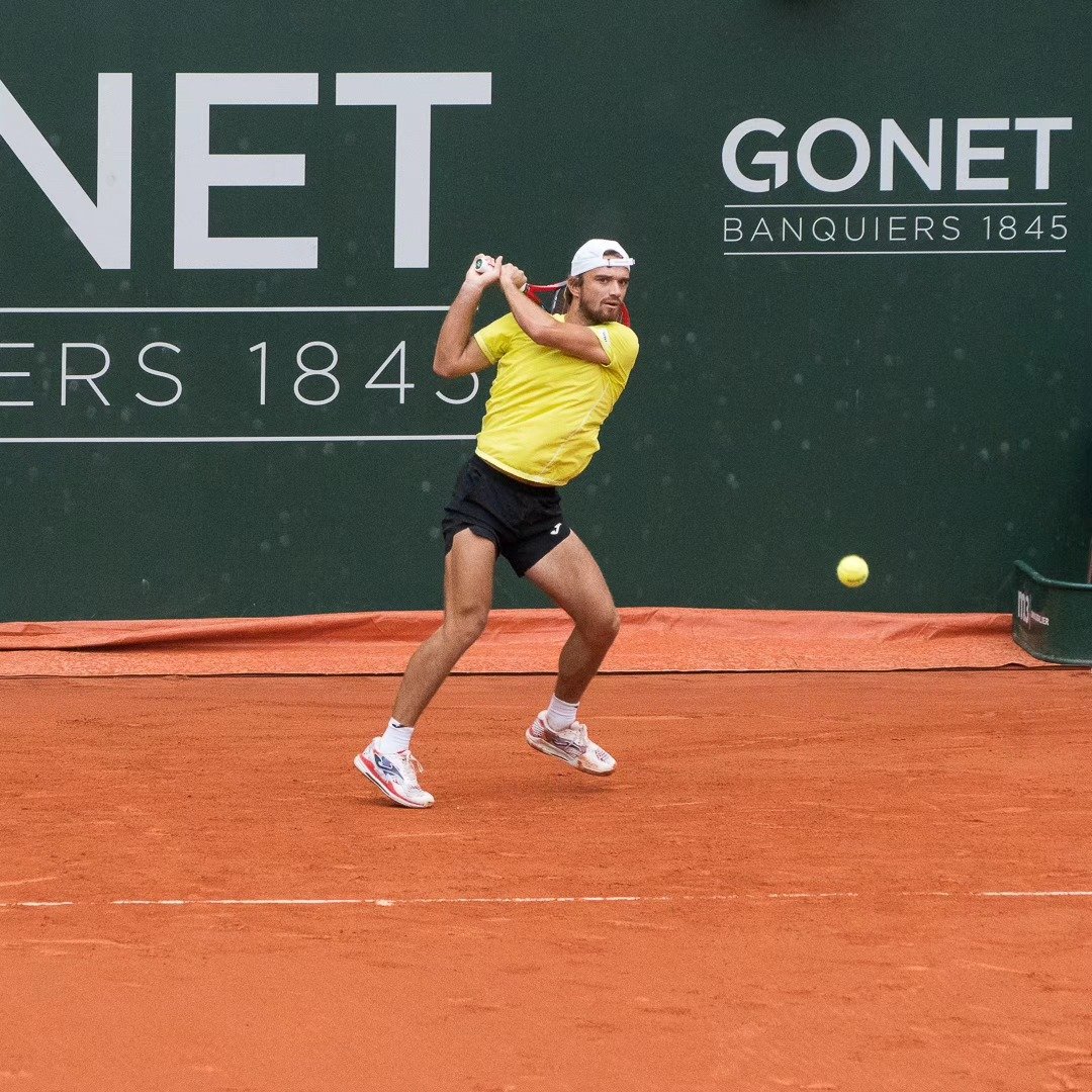 travel__Sports's tweet image. 🔜  Tomáš Macháč  🆚  @DjokerNole 

🎾 SF  🧱✨ #GenevaOpen