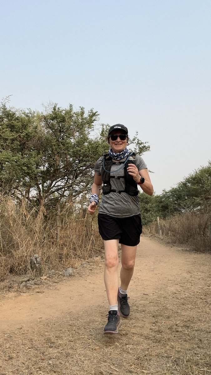 christinedelhi's tweet photo. Yup, the same question I ask regularly - have you exercised today?
In our brutal Delhi heat, it’s a case of showing up early, taking it slowly, & hydrate hydrate hydrate.
Jackal. 3 dancing peacocks. Kites. Rufous tree pie.
Such beauty 🙏🏻
#dailyexercise #thisis70 #india #delhi https://t.co/KzSA1BCAuQ