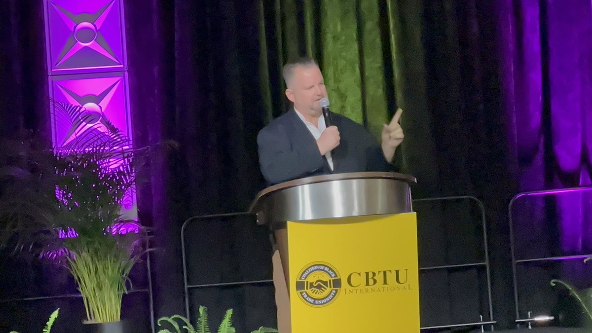 Pres. Samuelsen addresses the @cbtu72 Convention on the epic fightback contract victory in Boston. ⁦Rookie ⁦@transportworker⁩ coach cleaners at ⁦⁦⁦@KeolisBoston⁩ immediately going from $19 hr to $29hr due to The TWU’s “fighting pedigree.” ⁦@TwuSamuelsen⁩