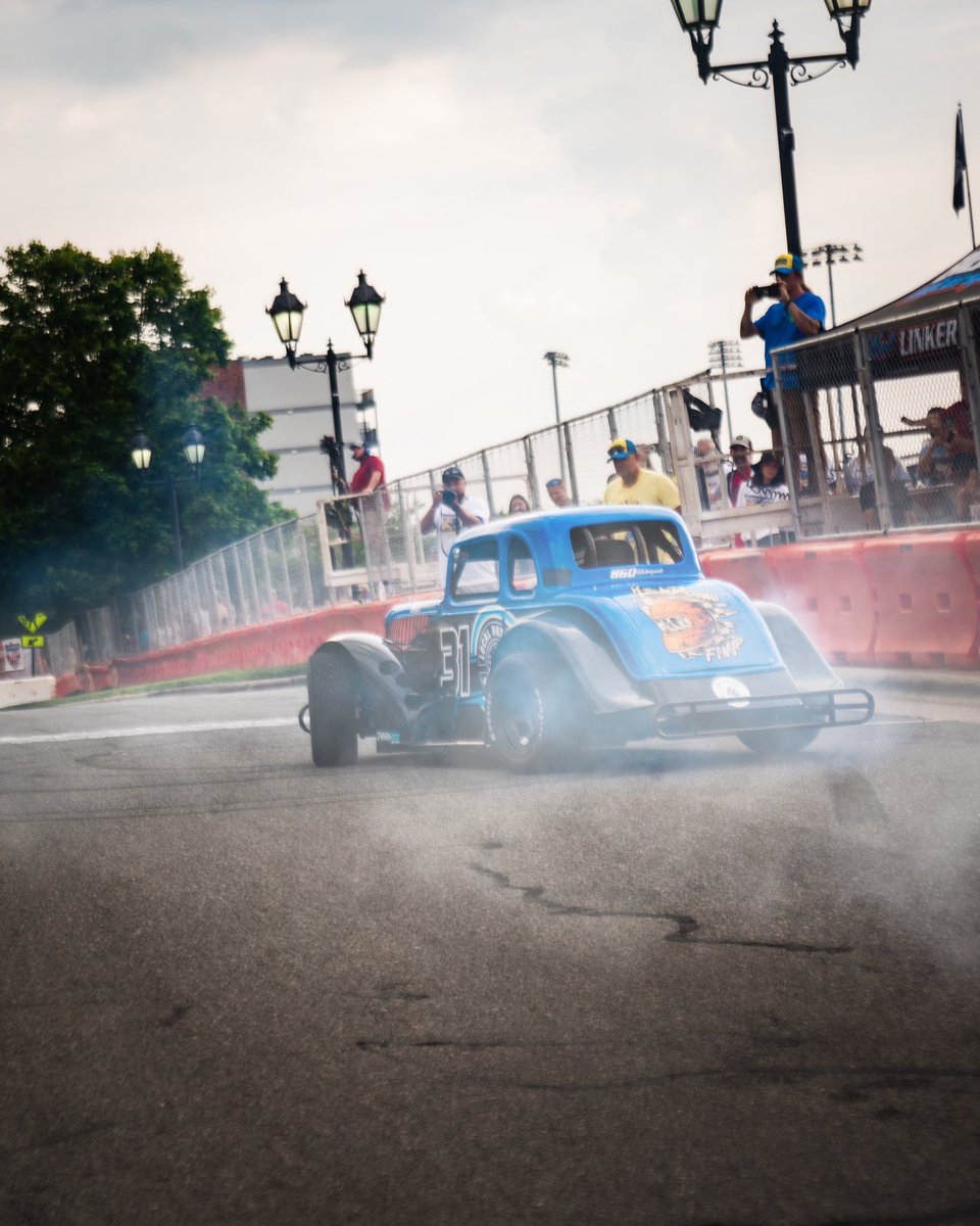 Felt good to be back in a @USLegendCars car, and a blast racing in my hometown, with the family and friends. Special thanks to The Local Patriot Roasting Company and 860 Motorsports for helping to get this deal done! 🏆