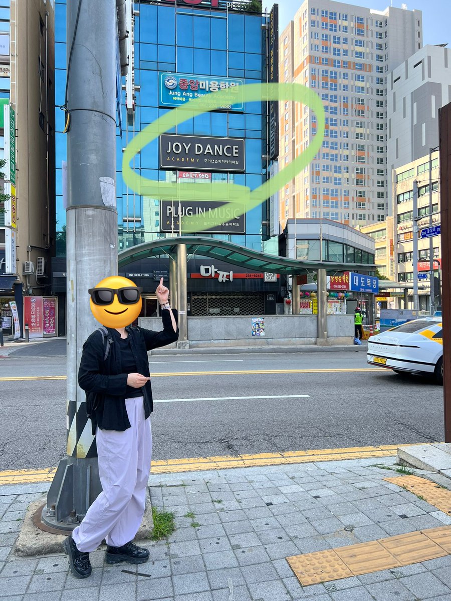 Guys I’m in the sacred land, the Valhalla, the warrior heaven of all #jhope biases, that is GWANG-motherfucking-JU 

드디어 왔다 광주😭😭😭😭 저의 #제이홉 #덕질투어 는 이제 시작입니다 아무도 나를 막을수없어