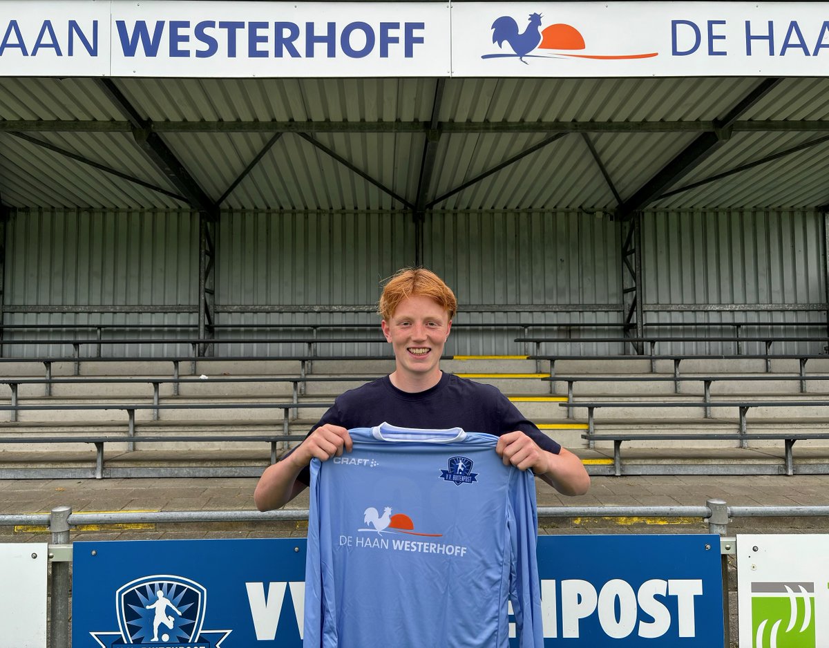 Het eerste van VV Buitenpost wordt volgend seizoen versterkt door drie bekende gezichten. Wolter Klaas Laanstra en Johan Kaldeway maken de overstap vanuit het tweede. Bartele Roorda komt over van de JO19-1.
➡️ vvbuitenpost.nl/drie-blauwkes-…