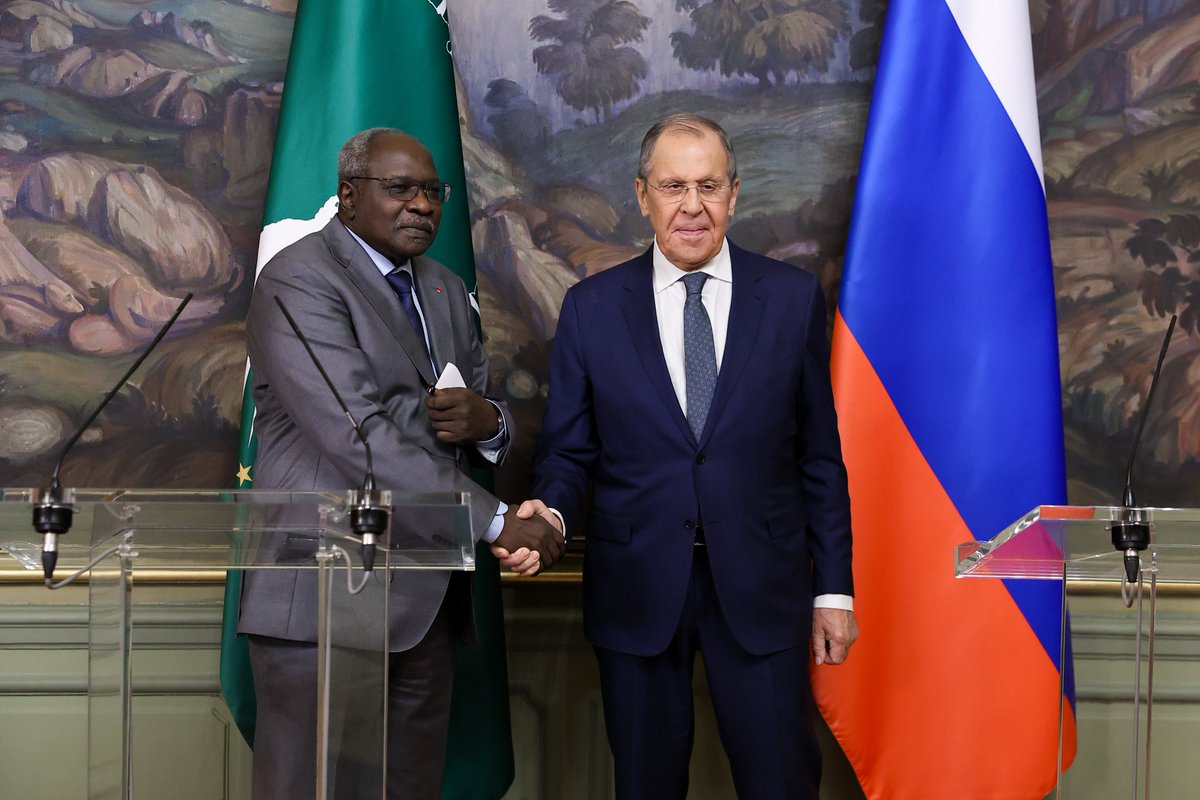 💬 FM Lavrov: Russia & Africa have historically been united by close bonds of friendship.

During the era of liberation from colonialism, the USSR supported the region in its struggle for independence, provided economic & technical assistance.

t.me/MFARussia/20315

#AfricaDay