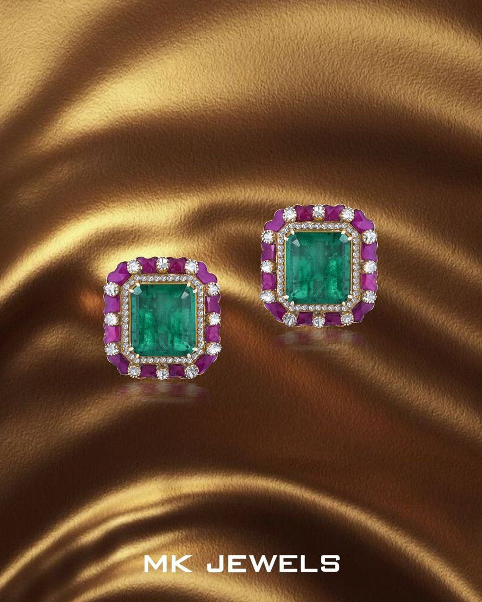 MkJewelsIndia's tweet photo. HIGH JEWELLERY–LIMITED EDITION
Experience royal sophistication with MK JEWELS choker set
Enjoy 25%OFF on making charges and 25%OFF on Diamond and Polki Jewellery
Fo every purchase of ₹25000 or more, you will receive a coupon for our exciting lucky draw scheduled for 1st August https://t.co/a6Wvk4MvGm