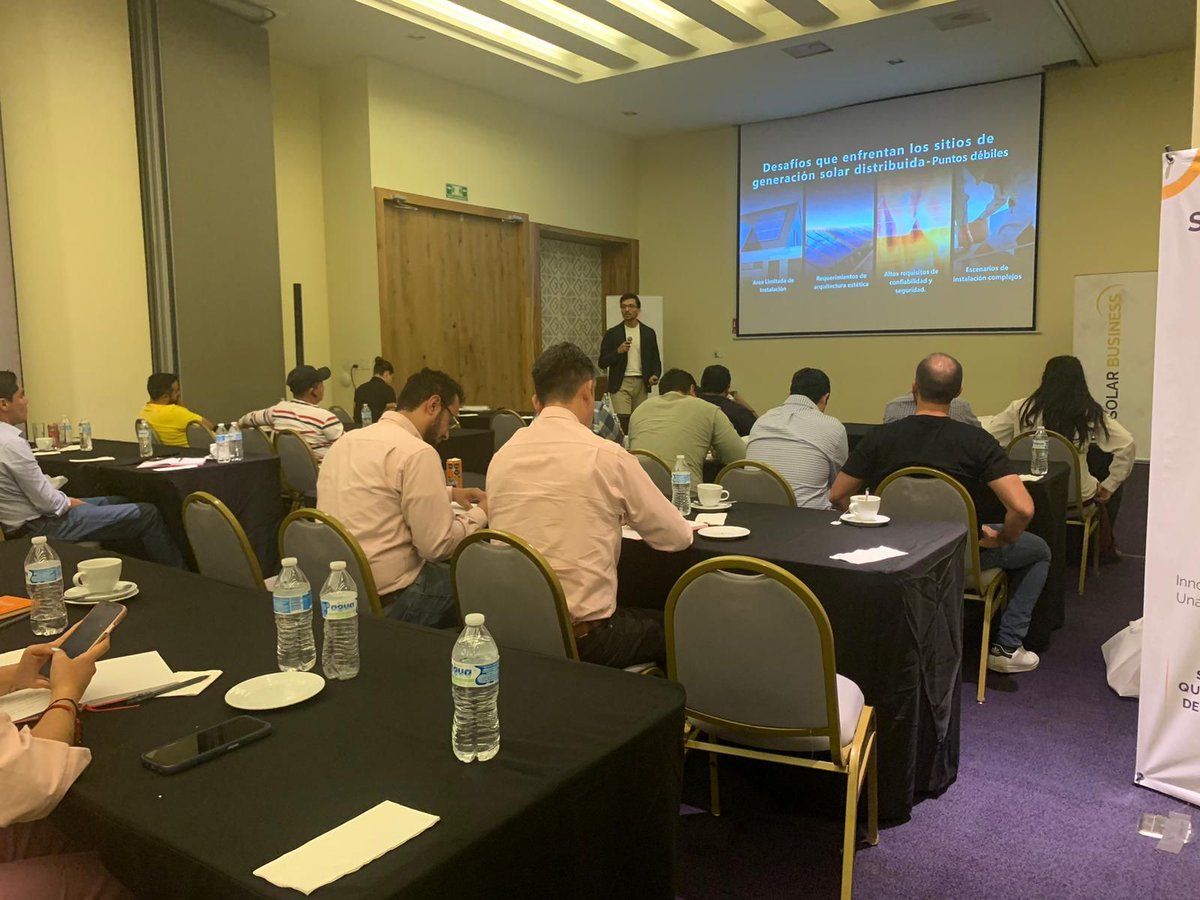 Solis_Inverters's tweet photo. #SolisTraining in #Mexico: Honored to join 𝗦𝗼𝗹𝗮𝗿 𝗕𝘂𝘀𝗶𝗻𝗲𝘀𝘀 𝟮𝟬𝟮𝟰, organized by @SolarCenterMX in #León! Our Solis LATAM team provided expert insights and tailored services to all participants. Learn more about our inverters at [https://t.co/UzrE2dzSl6] https://t.co/HUiPRuGeLc