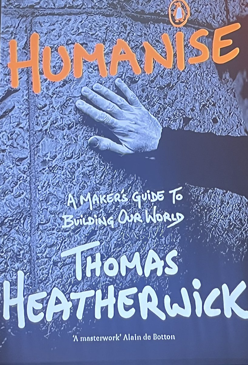 Fascinating talk by architect / designer Thomas Heatherwick @hayfestival on his new book ‘Humanise’ which aims to make buildings more accessible to the wider public! Thanks for the chat afterwards & a signed copy….diolch! 📚