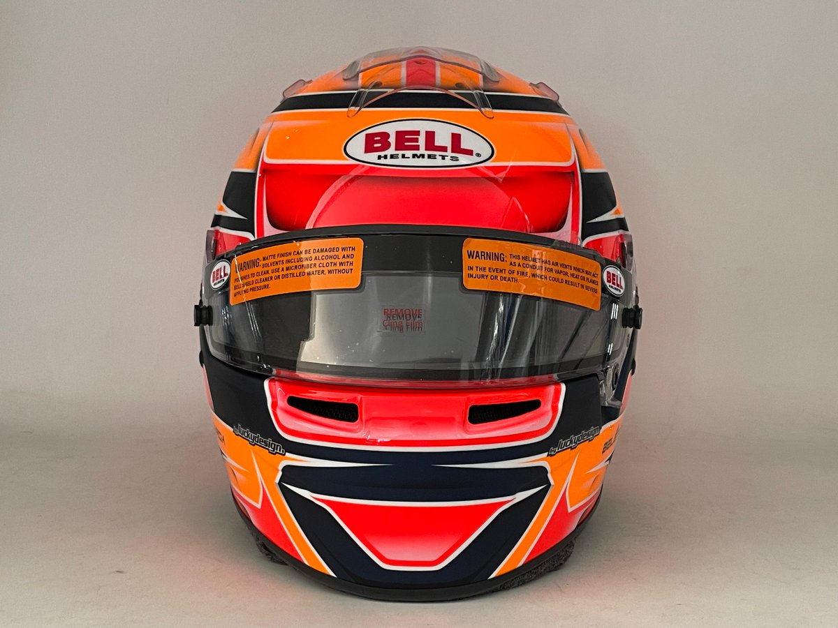 LuckyDesignSrl's tweet photo. Totally fell in love with the contrast of glossy fluo colors and matte blue🙌🏻

Huge thanks to @belengarciaes for trusting us also this time🙏🏻

Save this post if you like this design as well!

#racing #helmet #bell #luckydesign https://t.co/dLMyRRygeQ
