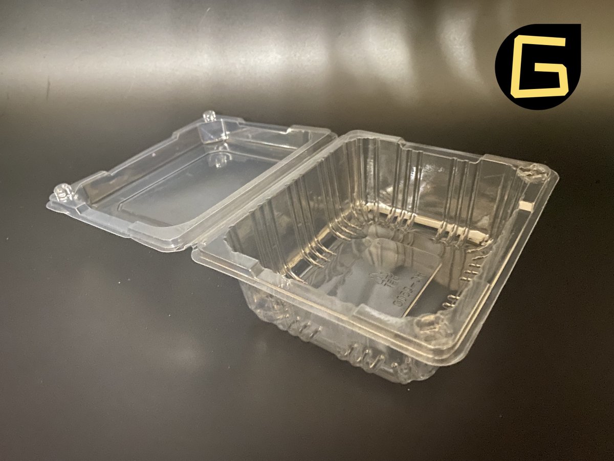 hopechan125's tweet image. Keep your fruits fresh with our Clear PET Clamshell Containers! 🍑 Ideal for small, delicate produce like plums and grapes. Customizable with air holes to meet your needs. Order in bulk for great prices. Reach out now!📲💬 #CustomPlasticPackaging #ClamshellPackaging #PETClamshell