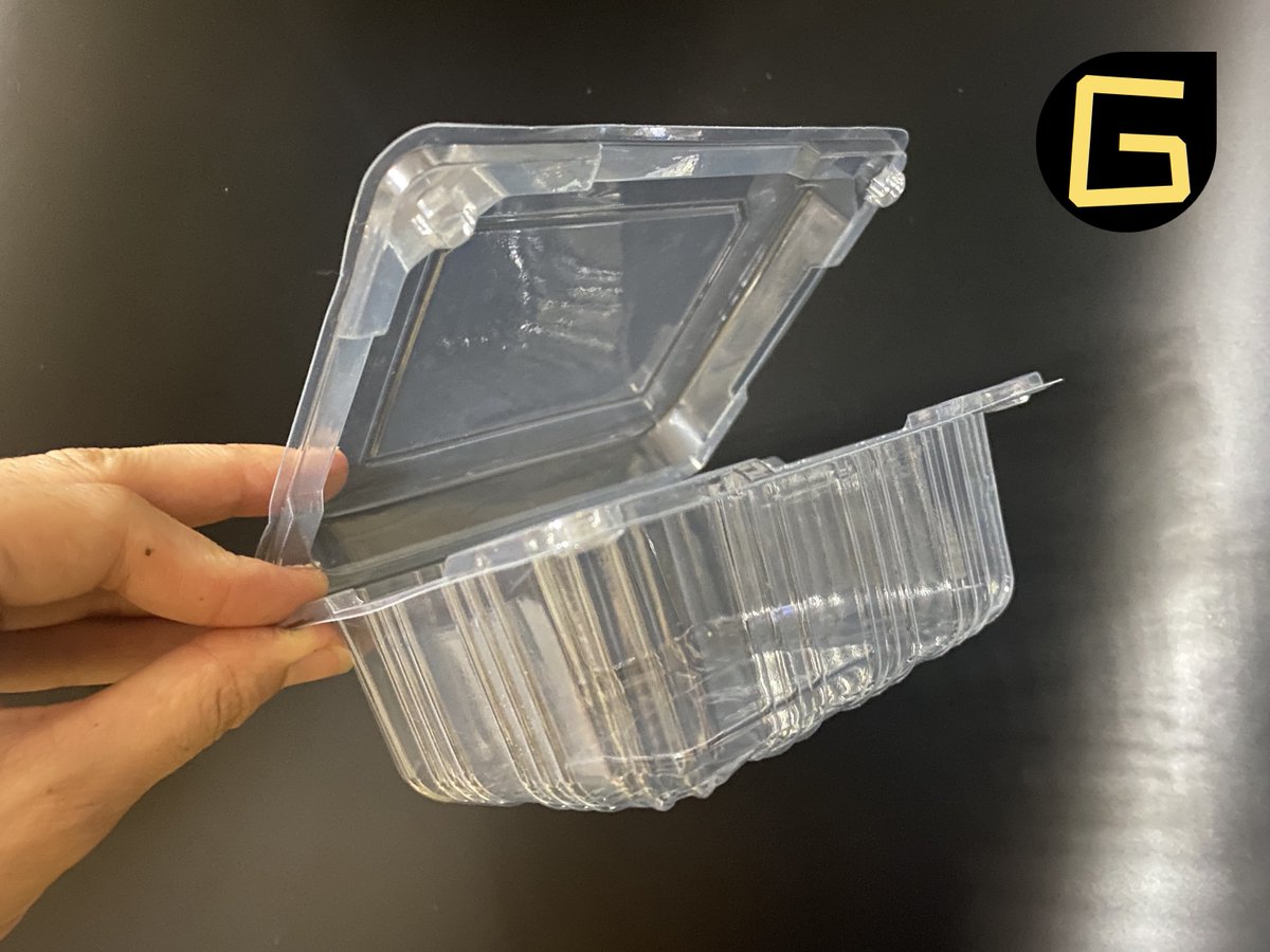 hopechan125's tweet image. Keep your fruits fresh with our Clear PET Clamshell Containers! 🍑 Ideal for small, delicate produce like plums and grapes. Customizable with air holes to meet your needs. Order in bulk for great prices. Reach out now!📲💬 #CustomPlasticPackaging #ClamshellPackaging #PETClamshell