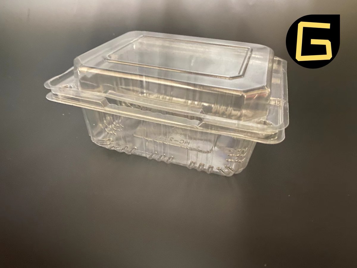 hopechan125's tweet image. Keep your fruits fresh with our Clear PET Clamshell Containers! 🍑 Ideal for small, delicate produce like plums and grapes. Customizable with air holes to meet your needs. Order in bulk for great prices. Reach out now!📲💬 #CustomPlasticPackaging #ClamshellPackaging #PETClamshell