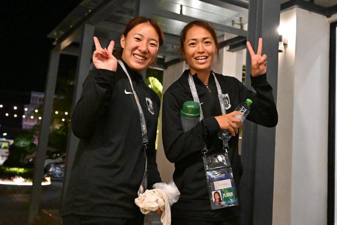 REDSLADIES's tweet photo. 【鈴木佐和子選手、引退のお知らせ】

このたび、 #鈴木佐和子 選手が、今シーズンをもって引退することとなりましたのでお知らせいたします。

詳細はこちら▶https://t.co/LtCDLAMSNL

#三菱重工浦和レッズレディース
#WEリーグ https://t.co/m6Ja4eiVuU