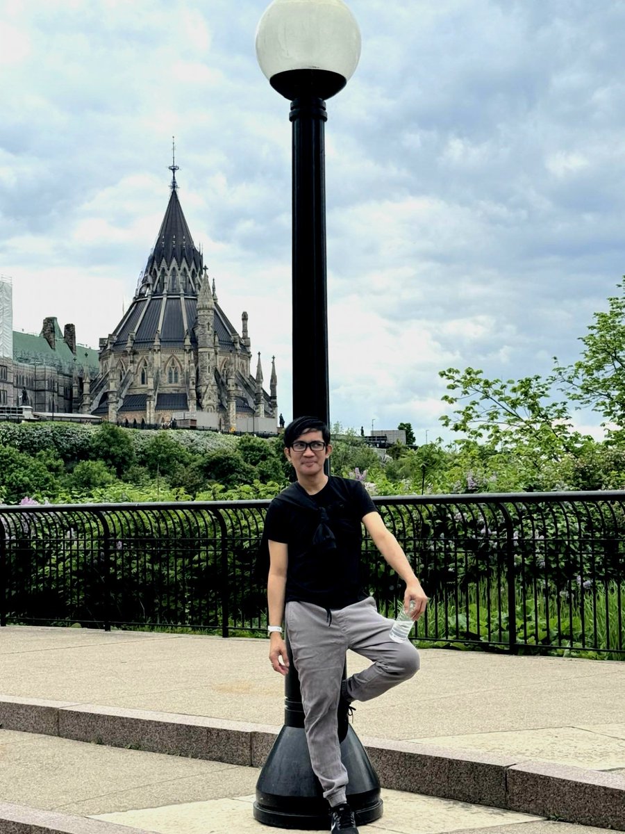 DonStephenGB's tweet photo. Still in Ottawa 🇨🇦🇨🇦🇨🇦 https://t.co/zsbTXX9Oqa