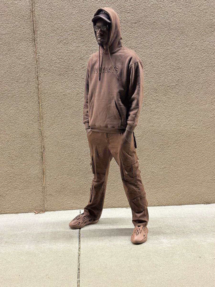 joelnowadays's tweet photo. DM if you need a hoodie and subscribe here https://t.co/otm35JeVnL https://t.co/cg68dBjOZj