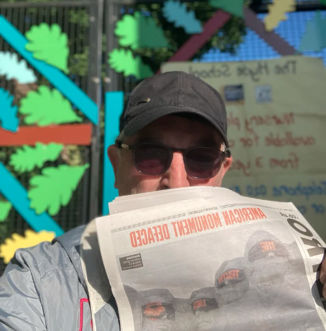 And he's off! #challengemarshall kicks off at The Hyde School.

Steve is trying to visit 100 Barnet Schools in one day, by walking or using buses only (no cars, taxis or trains).

You can keep up with his progress here: wakelet.com/wake/Vlofl9IfW…