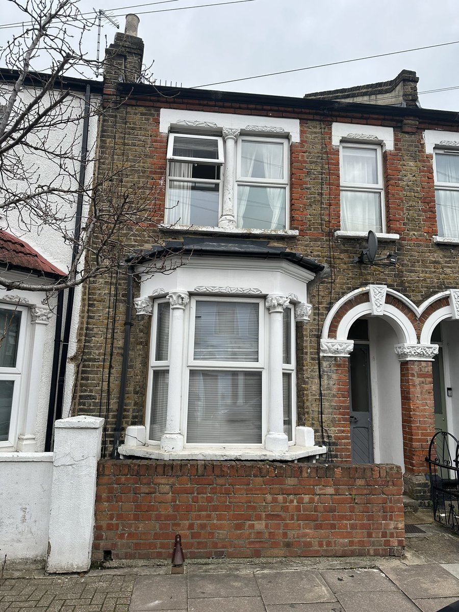 cpg_admin's tweet photo. 📣 Delighted to have completed the share purchase of Loughborough Properties Ltd - adding 27 residential &amp; commercial units across Brixton, Balham, Streatham &amp; Croydon, to our Investment Portfolio. Thanks to Scott Atkinson &amp; Colin Nahon @STShampstead who acted https://t.co/SXp8gxV3Wz