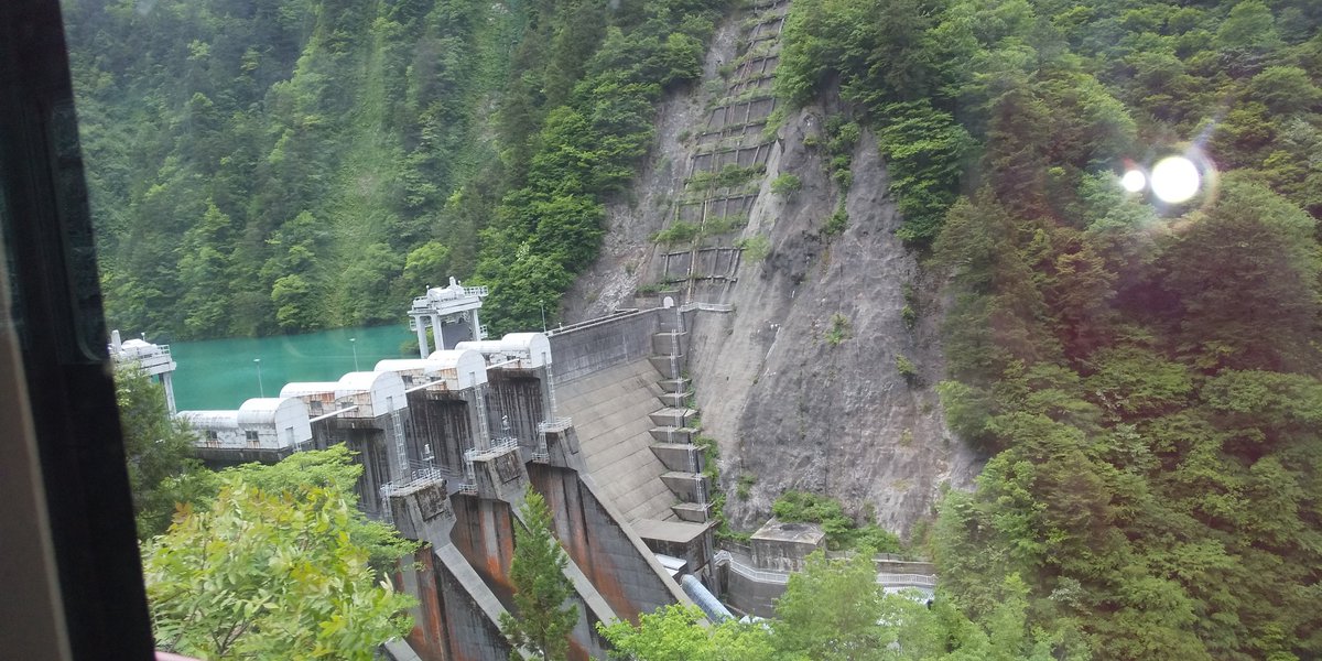 黒部トロッコ・黒部ダム・上高地2泊3日の旅、天気も良くて楽しかった😊良き記念となりました。280歩の階段を登り切った展望台は最高でした。
この旅行が良き転機となります様に✨✨