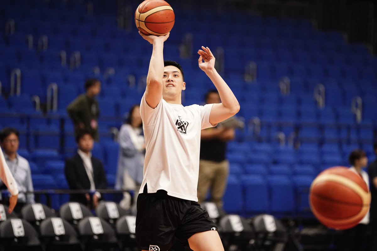 𝗝 𝗯𝗮𝘀𝗸𝗲𝘁 tweet media