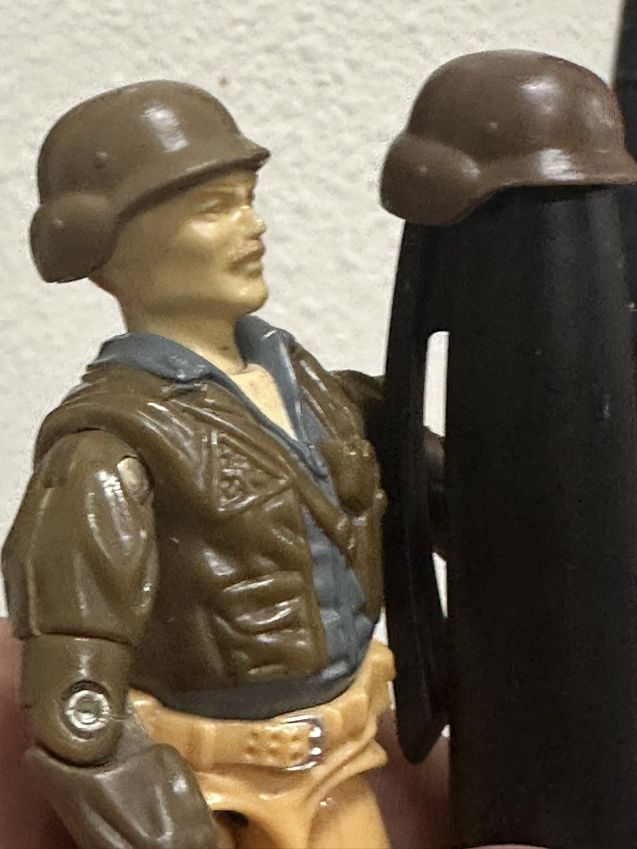 Rumbler helmet vs accessory pack helmet ok right; AP is just a shade darker.