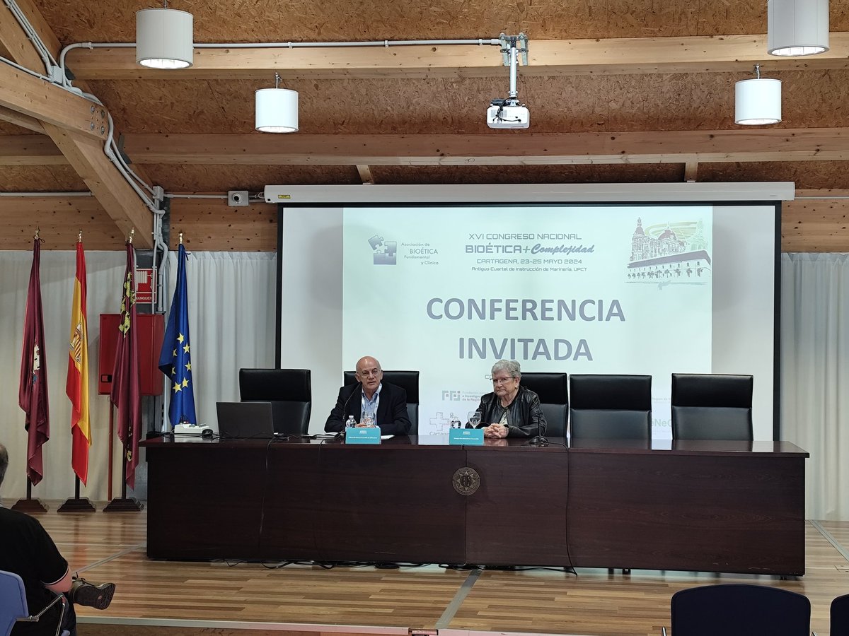 Comienza el 2° día del XVI Congreso @ABFyC con la Conferencia 'DESAFÍOS ÉTICOS DE LA COMPLEJIDAD', por MARGARITA BOLADERAS CUCURELLA. Catedrática emérita, Filosofía Moral y Política, U. de Barcelona. Comité Bioética Cataluña.#ABFYC_30 #Bioetica_Complejidad.