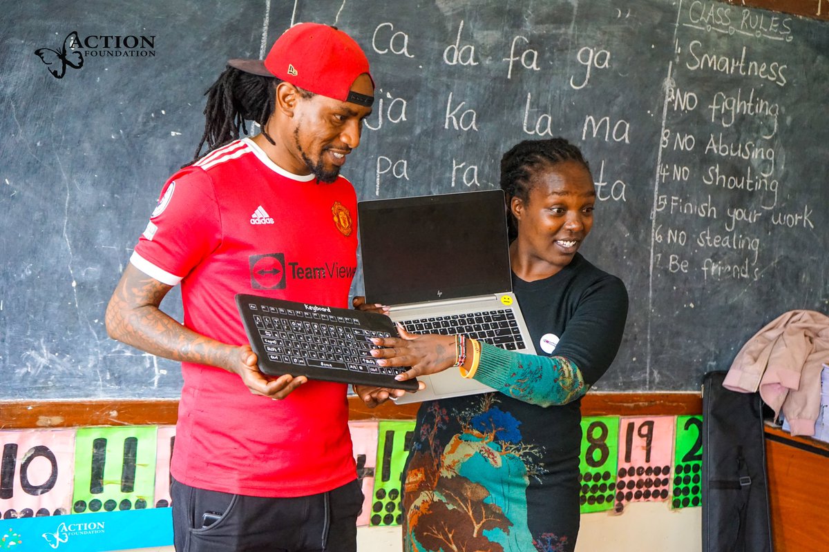 TheActionKenya's tweet image. We have a tradition of celebrating #ScratchWeek every year, and this year was no exception! Our series of activities focused on promoting digital literacy and coding skills. On the first day, we visited Old Kibera Primary School, a valued partner in our Somesha program.