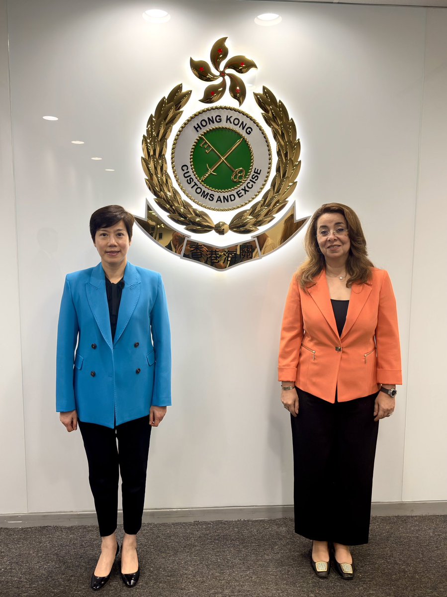 GhadaFathiWaly's tweet image. Impressed by the work of Hong Kong customs, using X-ray scanning, high-tech inspection tools &amp;amp; drug detector dogs to combat drug trafficking &amp;amp; wildlife crime.

Discussed with Commissioner Louise Ho Pui-shan how @UNODC can strengthen law enforcement responses to organised crime.