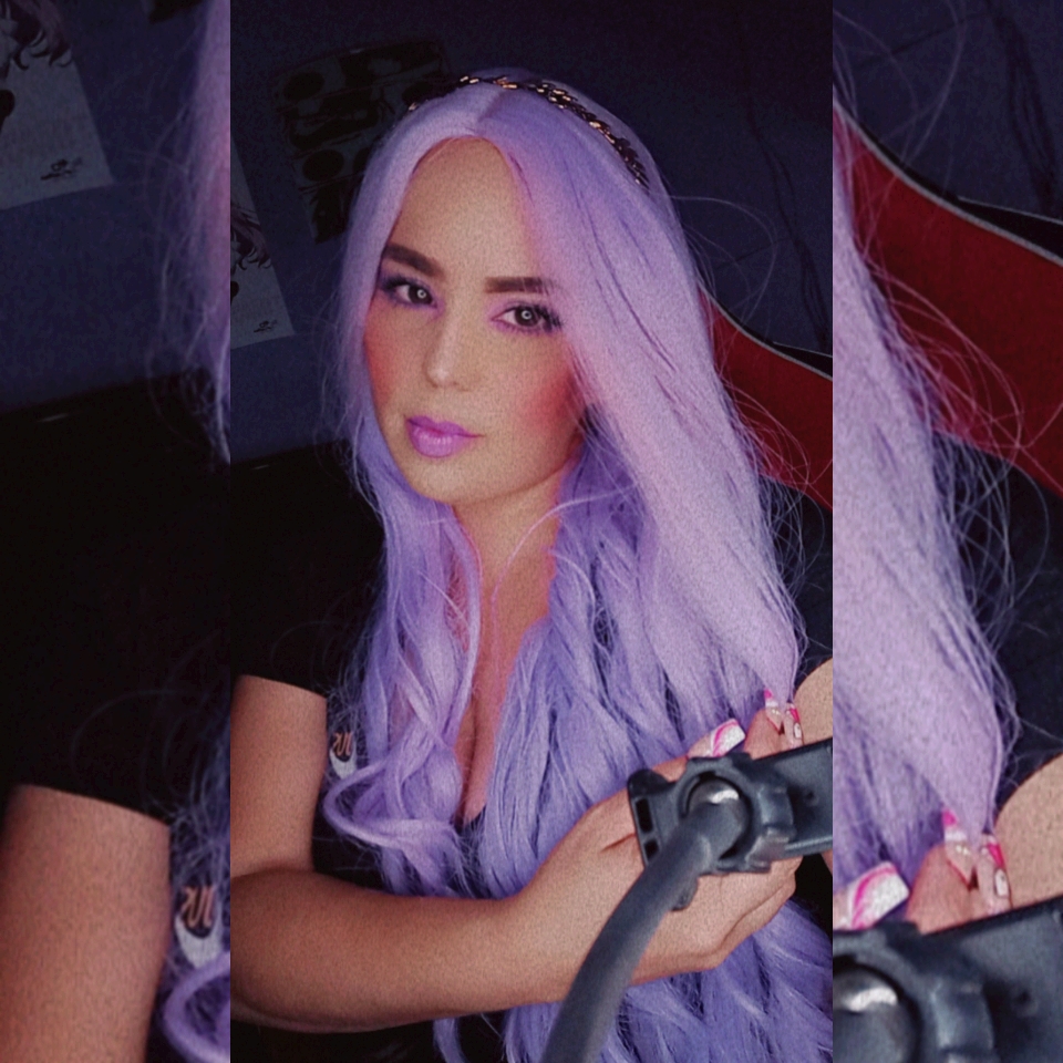 BuzzCastAPP's tweet photo. 🌈 The Chameleon Queen of Live Streaming: A Magician of Colors!
🌟 Join us on the #buzzcast app to witness her every transformation and growth.
Her BC ID : 4257342 from @ titanium
#buzzcast #livestreamer #Style #ColorMagician #NewLiveStreamingExperience #Downloadbuzzcast https://t.co/G8lKsqVE9C