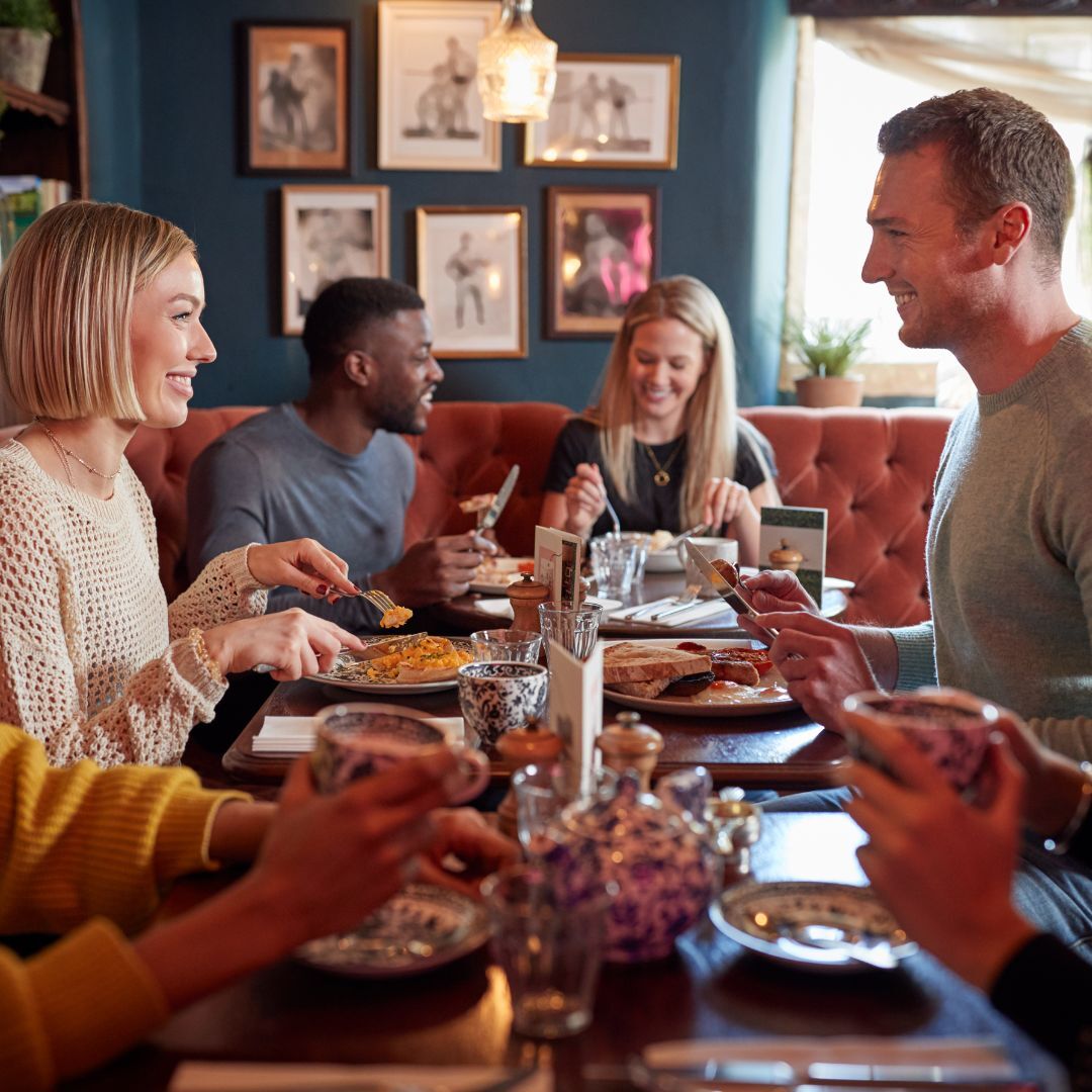 TOP_Gloucester's tweet photo. #Gloucetershire #Topnetworking is now in session. 
If you missed this meeting we meet every two weeks at Longhorn Bar and Grill at 7.30 am.
We would love you to come to our next Top Networking meeting. https://t.co/KBlnJDYaDR