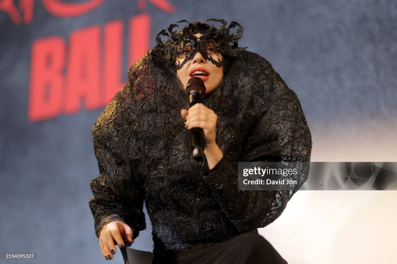 GOU8C60XIAA4pks?format=jpg&name=large