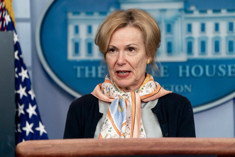 Dr. Deborah Birx Admits She Manipulated Data and Altered CDC Guidelines to Deceive President Trump Dr. Deborah Birx, who served as the White House Coronavirus Response Coordinator under President, has admitted in a new book that she quietly called her own shots during the