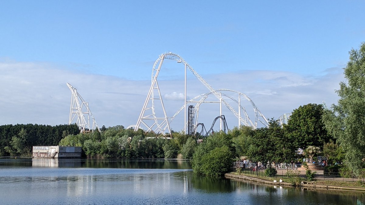 codetocoaster's tweet image. And the wait begins! Perfect weather for it as well ☀️