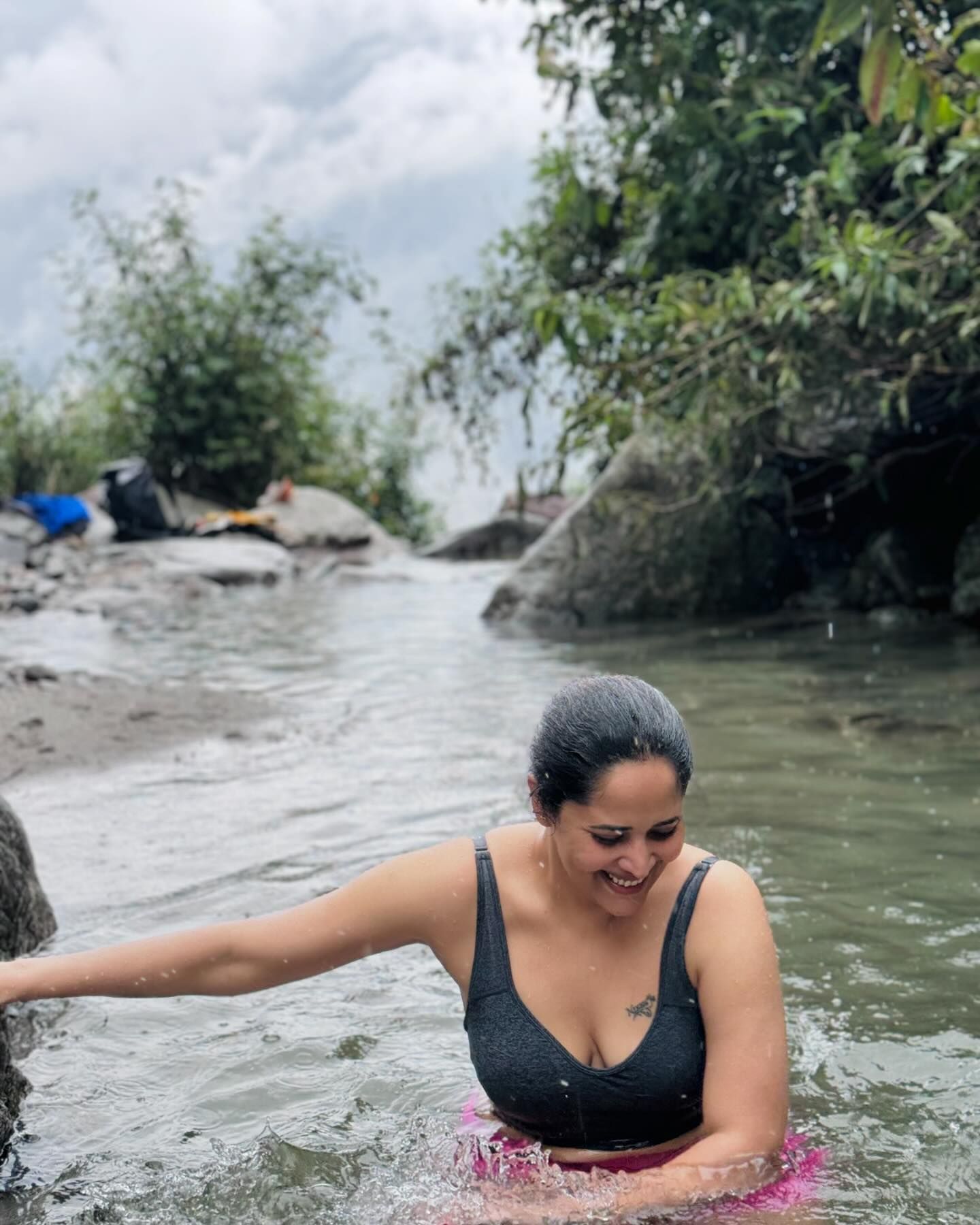 GOU9fQ5bkAANAMP?format=jpg&name=large