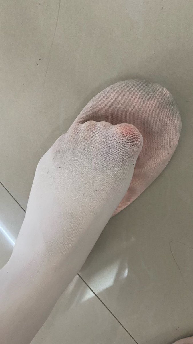 這是有味道的舞蹈鞋子~
#會有人想聞看看嗎🤣 https://t.co/cGvaWepWIy